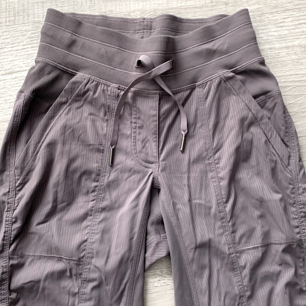 Lululemon Dance studio II, size 2